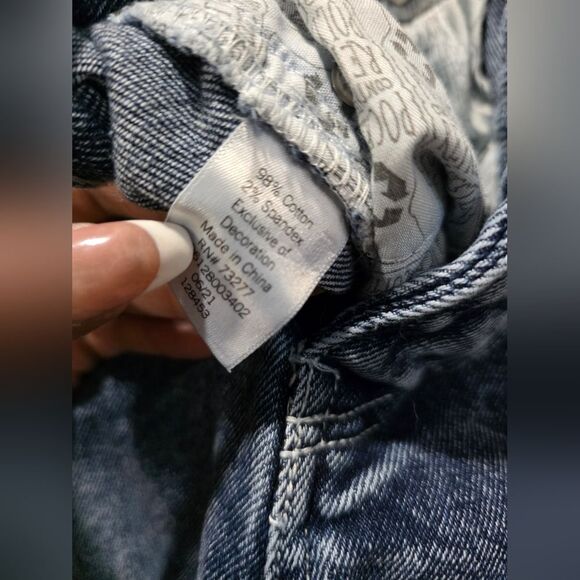 SO Super High Rise DAD Jeans Patchwork Raw Hem Acid Wash Sz 9/29W Junior Button - Picture 10 of 15